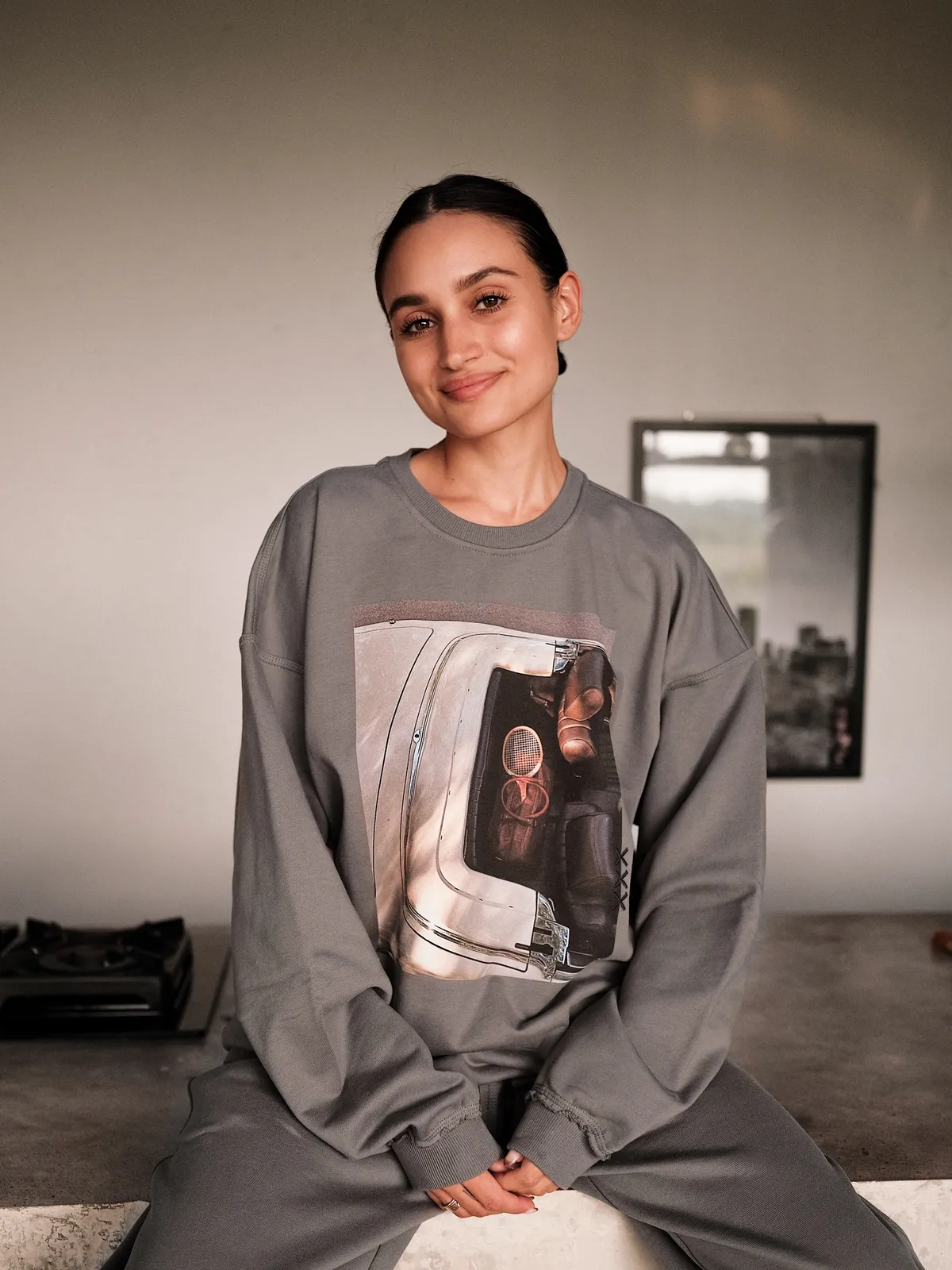 SWEATSHIRT ROAD